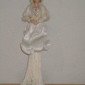 Popular Creations Victorian White Faux Fur Short Dress Porcelain Hands Good